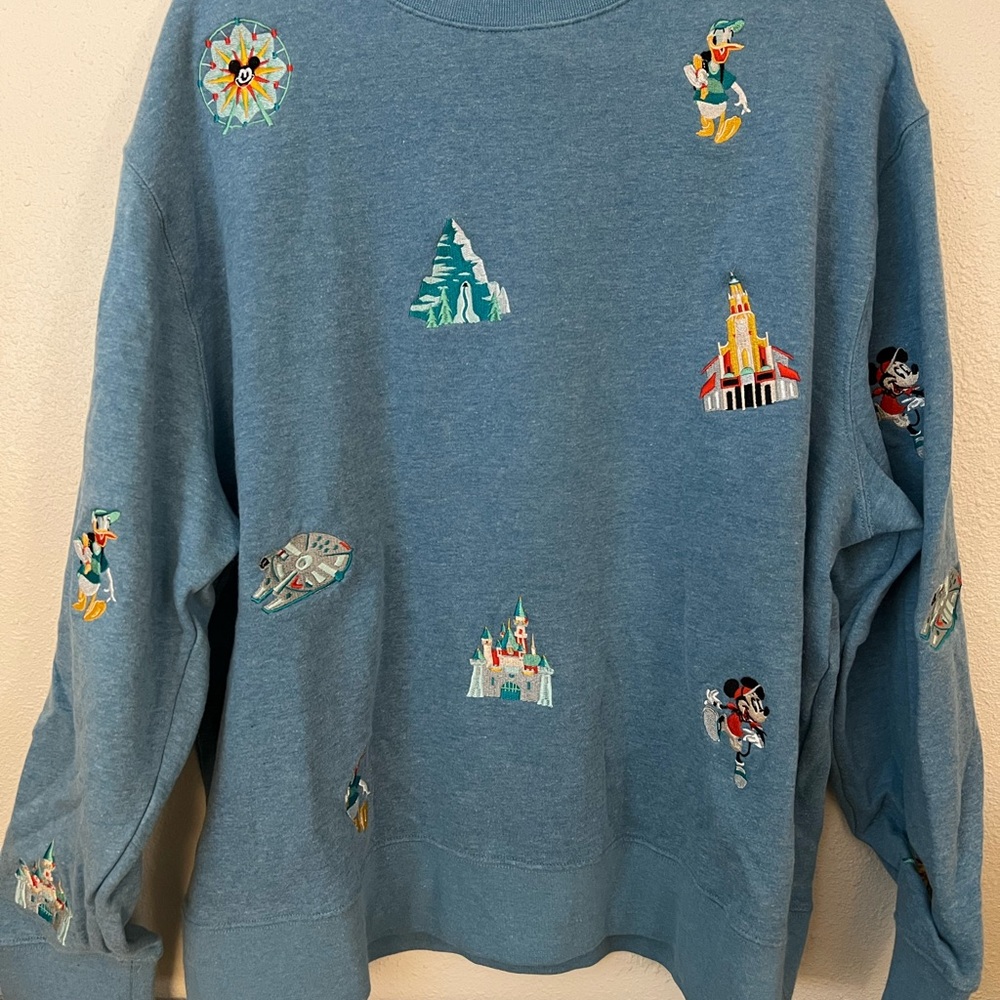 Disney Parks Official Park Icons Embroidered Sweatshirt Collectors Size 2X